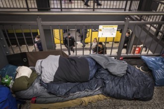 DEU Germany Germany Berlin Homeless people spend the night in a passageway at Lichtenberg