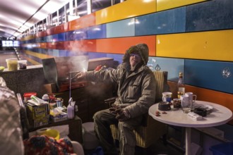 DEU Germany Germany Berlin Homeless people spend the night in a passageway at Lichtenberg