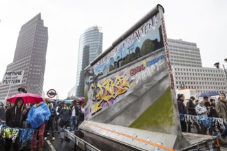 DEU Germany Germany Berlin More than 13, 000 people demonstrated in Berlin city centre on Saturday
