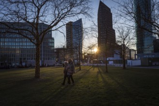 DEU Germany Germany Berlin A walk across Potsdamer Platz against the light