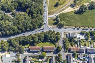 Aerial view, intersection Dolberger Straße, Fährstraße and Amtsstraße in Heessen, Hamm, Ruhr area,