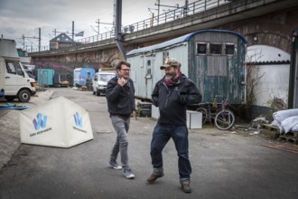 DEU Germany Germany Berlin The alternative project Holzmarkt am Spreeufer.Juval and Mario with the