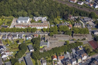 Aerial photo, Wolfgang-Glaubitz-Seniorenzentrum, Hauptschule Karlschule, Hamm, Ruhr area, North