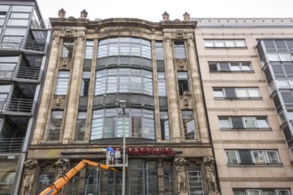 DEU Germany Germany Berlin The dismantling of the TAZ lettering on the old TAZ building on