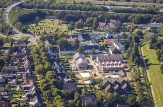 Aerial view, Old sports ground, In the Herringen district, Deutsche Reihenhaus AG, new residential