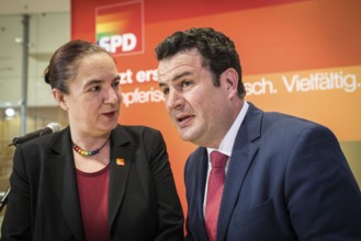 DEU Germany Germany Berlin Raising the rainbow flag with Petra Nowacki and SPD General Secretary