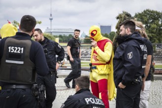 DEU Germany Germany Berlin Scene of the Hanfparade. Police search participants