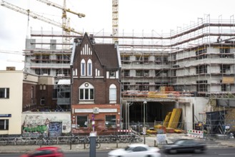 DEU Germany Germany Berlin A new building in front of a heritage-protected building on the