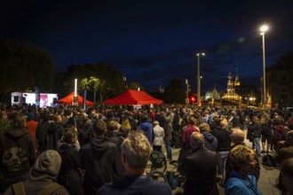 DEU Germany Germany Dresden Election campaign event of the Left Party with Gregor Gysi in the