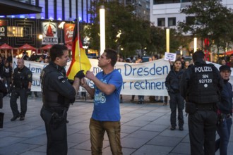 DEU Germany Germany Dresden Pegida demonstration in the city centre. Counter-demonstration in the