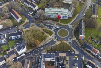 Aerial photo, new roundabout, Bielefelder Straße, Königstraße, Schule an der Dorneburg, Wanne-Süd,
