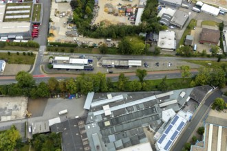 Aerial view, panoramic cycle path, R&M Car-Wash Centre, Westfalenstraße, Heiligenhaus, Ruhr area,