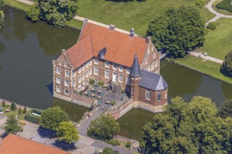 Aerial view, Burg Hülshoff, Museum in honour of the poet Annette von Droste-Hülshoff, Havixbeck,
