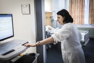 DEU Germany Germany Wittenberg Everyday life at the Paul Gerhardt Stift evangelical hospital in
