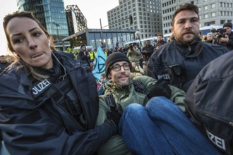DEU Germany Germany Berlin Demonstrators of the Extinction Rebellion movement during the occupation