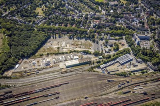 Aerial view, industrial estate Dorneburger Bach, Heitkamp Bauholding, signal box, Herne, Ruhr area,
