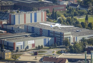 Aerial photo, voestalpine Böhler Welding Deutschland GmbH, aeroplane in the air, Hamm, Ruhr area,