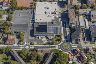 Aerial view, Rathaus-Center Bockum-Hövel, police station Bockum-Hövel, renovation of house facade,