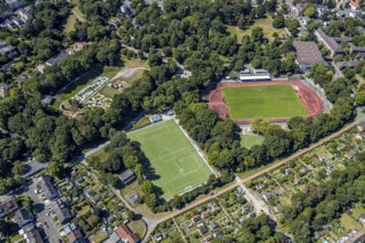 Aerial photo, Mondpalast-Arena, sports hall in the sports park, miniature golf course MGC Rot-Weiß
