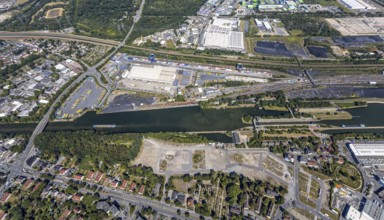 Aerial view, commercial area Am Westhafen, CTH Container Terminal Herne GmbH, Müller - Die lila