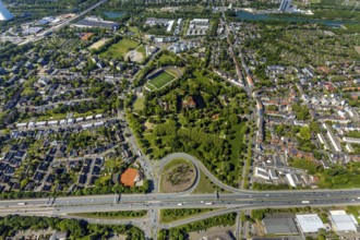 Aerial view, motorway A42, motorway junction Herne-Baukau, SchlossPark and Schloss Strünkede,