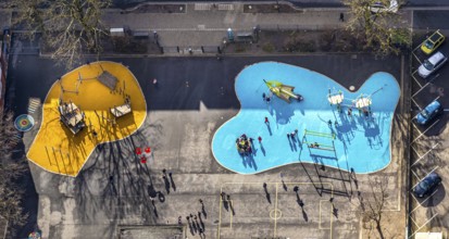 Aerial view, remodelled primary school Kunterbunt with newly designed schoolyard, former