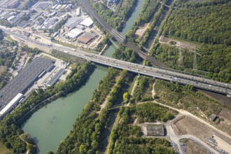 Motorway bridge A43 over the Rhine-Herne Canal is closed for trucks, Emscher, A43 motorway,