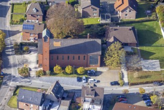 Aerial view, Catholic Church of the Holy Family, Rhynern, Hamm, Ruhr area, North Rhine-Westphalia,
