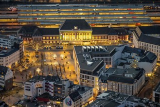 Aerial view, night view of Hamm main station, Bahbofsvorplatz, Hamm library, Platz der Deutschen