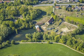 Aerial view, Heessener Mühle and Heessen Castle in the Lippe floodplains, Lippe river, Hamm, Ruhr