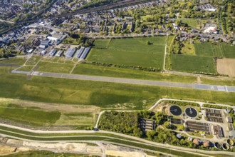 Aerial photo, Hamm-Lippewiesen airfield EDLH, runway markings, Lippe reconstruction, Lippe river,