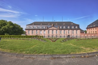 State Chancellery, New Armoury, historic building, baroque style, curb, gardens, flower bed, lawn,
