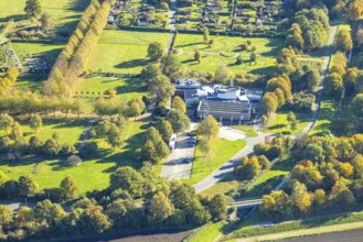 Aerial view, Krematorium Hamm GmbH am Parkfriedhof Herringen, barefoot path Lippepark, autumn