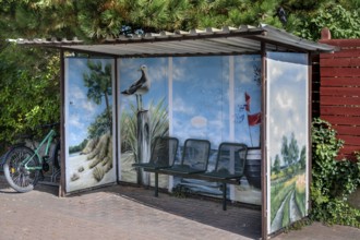 Bus stop painted with a Baltic Sea motif, Wieck a. Darß, Baltic Sea, Mecklenburg-Western Pomerania,