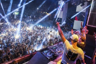 EDITORIAL and NEWS ONLY, rare moment of joint DJ back to back performance of edm dance music DJ