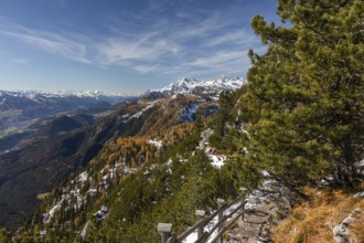 Autumn atmosphere, snow on mountain range, autumn leaves, path to Friedenskircherl, view from