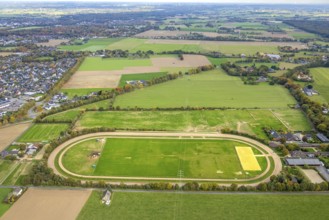 Aerial view, racecourse and meadows and fields with distant view, Rodenwalder Weg, Weißes Tor,