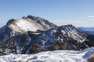 Autumn atmosphere, snow on mountain peaks, Leobner Wall and high tower, Eisenerzer Alps, Styria,