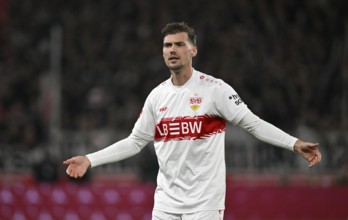 Pascal Stenzel VfB Stuttgart (15) gesture gesture MHPArena, MHP Arena Stuttgart, Baden-Württemberg,