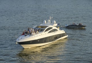 Motor boat, people, leisure, harbor, Helsinki, Finland