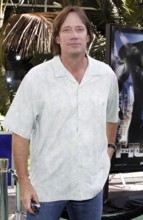 Kevin Sorbo at the Los Angeles premiere of 'The Incredible Hulk' held at the Universal Studios