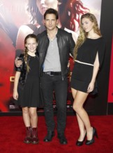 Peter Facinelli at the Los Angeles premiere of 'The Hunger Games: Catching Fire' held at the Nokia