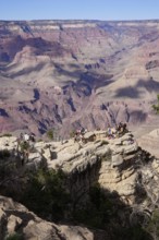 The Grand Canyon is a steep, approximately 450 kilometers long gorge in the north of the US state