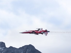 Axalp, Switzerland, airshow, demonstration, air force, army, military, Alps, mountains, F5,