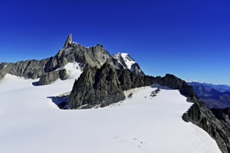 View from Pointe Helbronner mountain station to del Gigante, Chamonix-Mont-Blanc, Haute-Savoie,