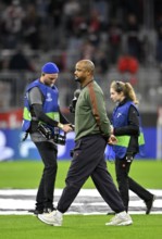 Coach coach Vincent Kompany FC Bayern Munich FCB during the field inspection, TV camera, Champions