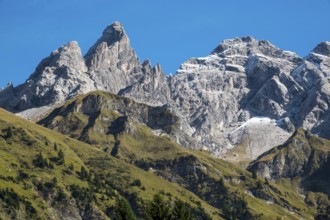 View of Trettachspitze and Mädelegabel, Allgäu Mountains, near Einödsbach, Oberstdorf, Oberallgäu,