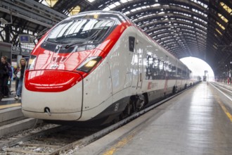 EuroCity-Express (ECE) at Milan train station. The train goes from Frankfurt to Milan and vice