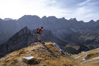 Hikers on hiking trail, hiking to Gamsjoch, eastern Karwendel, Tyrol, Austria