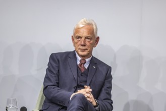 Harry Mergel (SPD), Lord Mayor of Heilbronn. ground-breaking ceremony ceremony for the Artificial